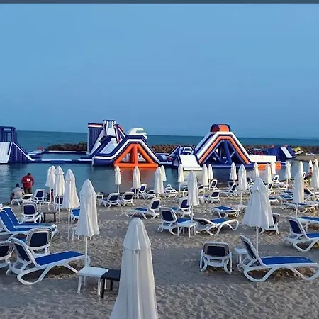 у моря Lägenhet